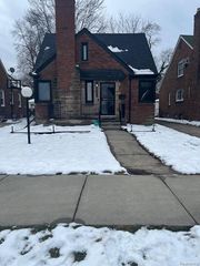 18499 Robson Street, Detroit, MI 48235