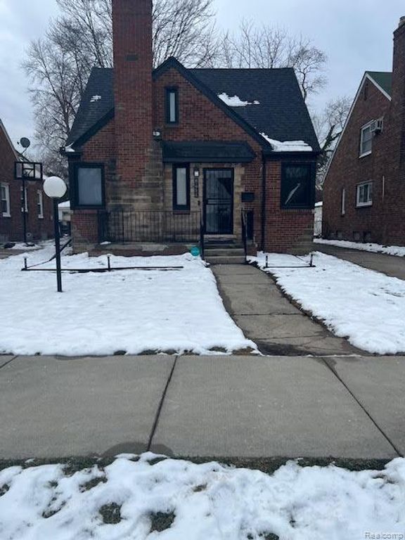 18499 Robson Street, Detroit, MI 48235