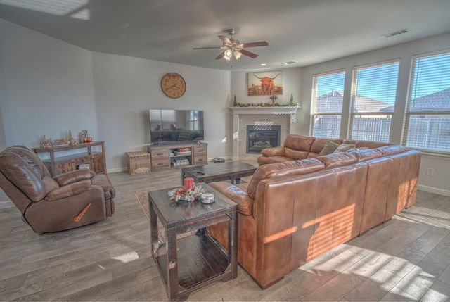 6915 Thomas Paine Rd, Midland, TX 79706