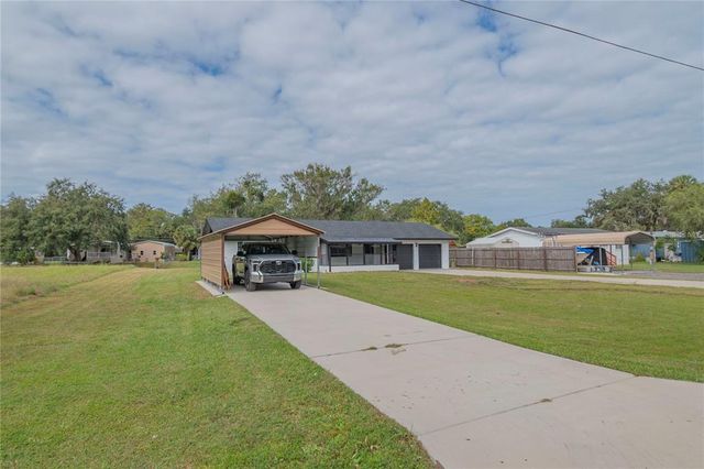 2082 SHADY LANE, Geneva, FL 32732
