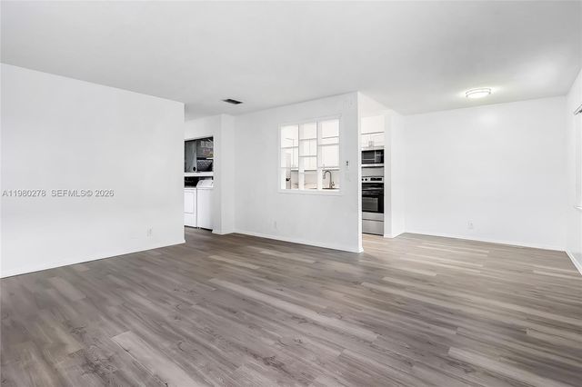 2327 NW 52nd Ct 2327, Fort Lauderdale, FL 33309