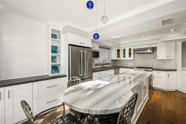 16 Sudbury, Laguna Niguel, CA 92677