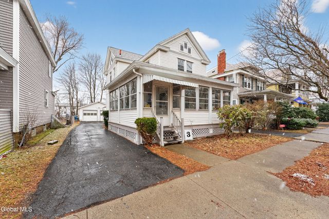 23 Woodrow Court, Troy, NY 12180