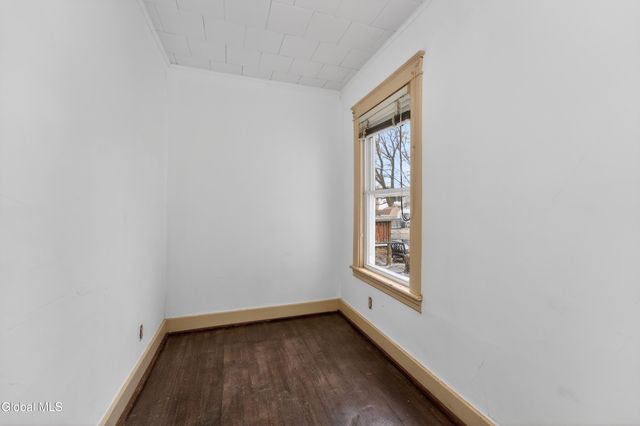 23 Woodrow Court, Troy, NY 12180