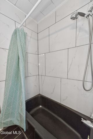 23 Woodrow Court, Troy, NY 12180