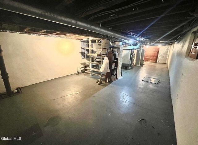 23 Woodrow Court, Troy, NY 12180