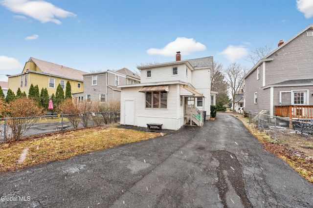 23 Woodrow Court, Troy, NY 12180