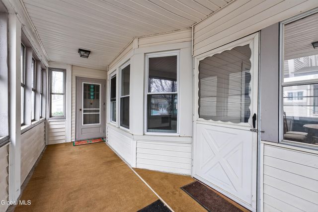 23 Woodrow Court, Troy, NY 12180