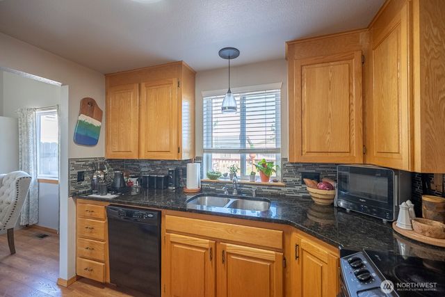 110 E Belair Drive, Moses Lake, WA 98837