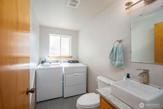 110 E Belair Drive, Moses Lake, WA 98837