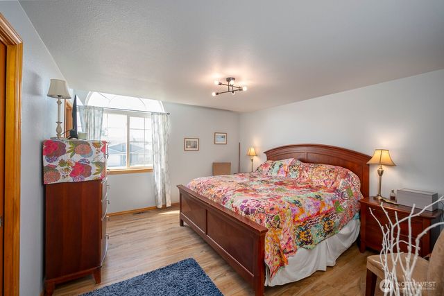 110 E Belair Drive, Moses Lake, WA 98837