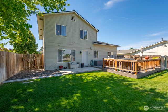 110 E Belair Drive, Moses Lake, WA 98837