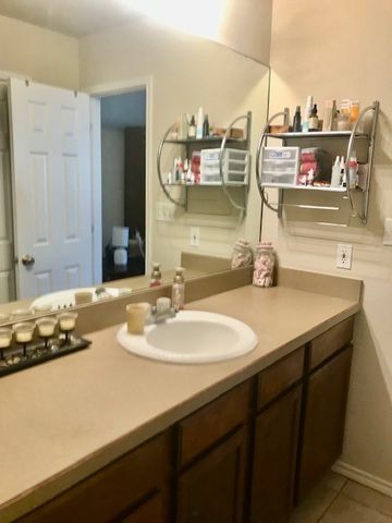 8016 Ederville Circle, Fort Worth, TX 76120