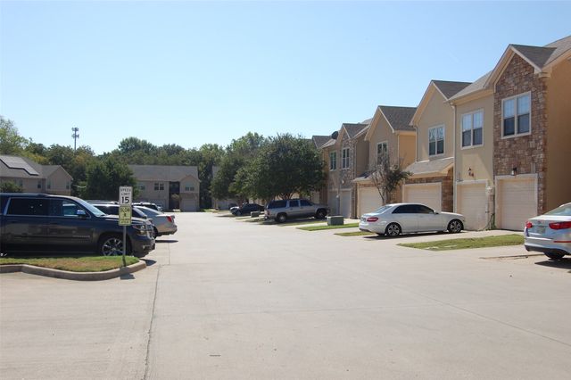 8016 Ederville Circle, Fort Worth, TX 76120
