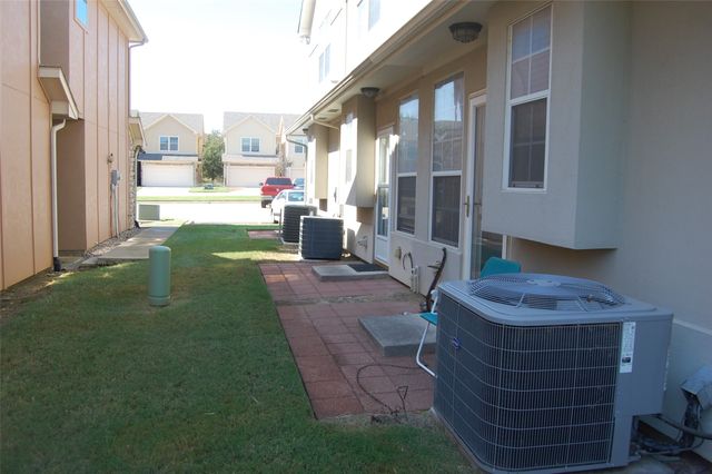 8016 Ederville Circle, Fort Worth, TX 76120