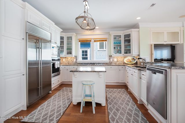 11 Sandpiper Street, Wrightsville Beach, NC 28480