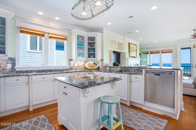 11 Sandpiper Street, Wrightsville Beach, NC 28480