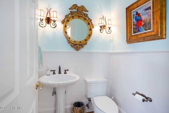 11 Sandpiper Street, Wrightsville Beach, NC 28480