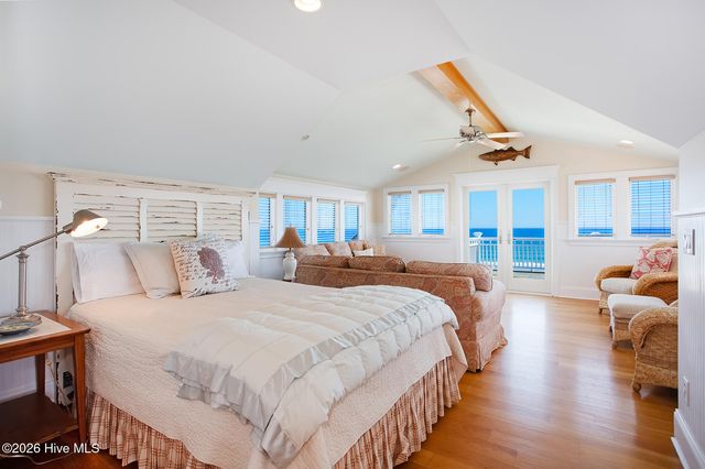 11 Sandpiper Street, Wrightsville Beach, NC 28480