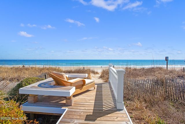 11 Sandpiper Street, Wrightsville Beach, NC 28480