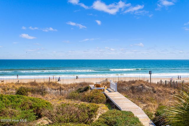11 Sandpiper Street, Wrightsville Beach, NC 28480