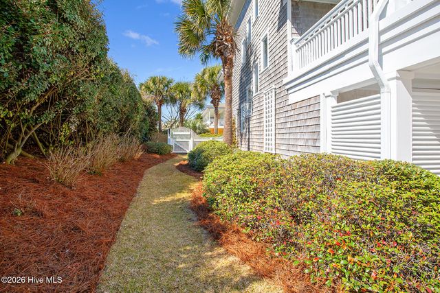 11 Sandpiper Street, Wrightsville Beach, NC 28480