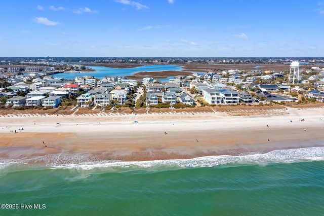 11 Sandpiper Street, Wrightsville Beach, NC 28480