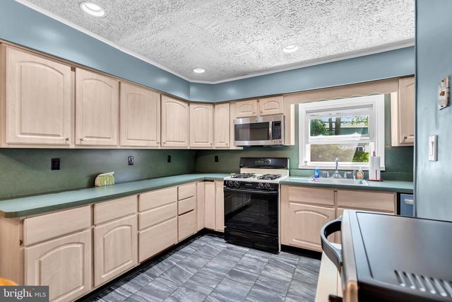 705 ANTHONY AVE, Toms River, NJ 08753