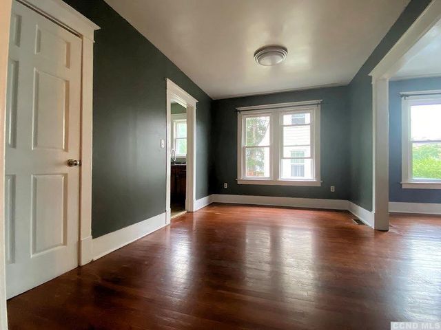 29 Glenwood Boulevard, Hudson, NY 12534