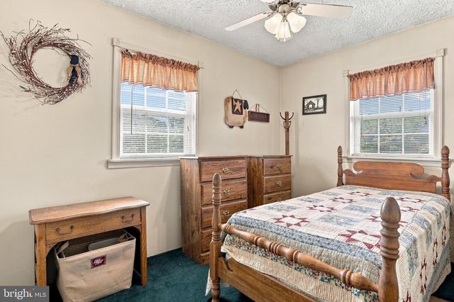 7798 VALLEY VIEW LN, Greencastle, PA 17225