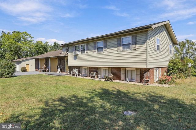 7798 VALLEY VIEW LN, Greencastle, PA 17225
