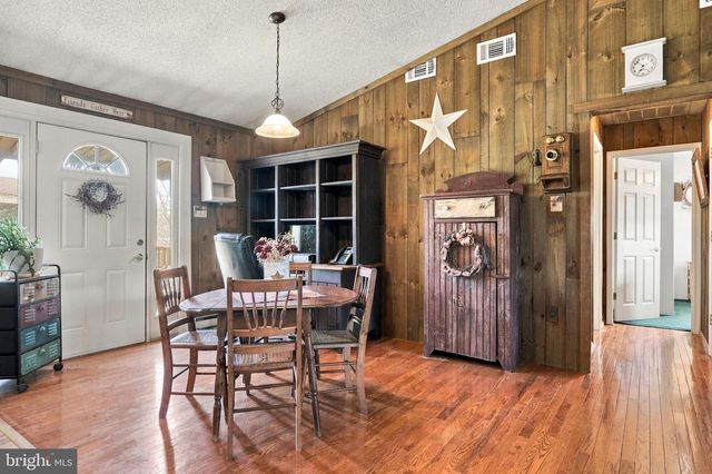 7798 VALLEY VIEW LN, Greencastle, PA 17225