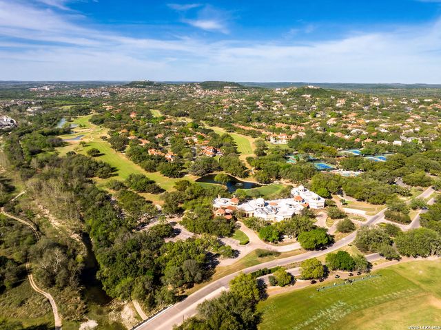 5 Hendon Ln, San Antonio, TX 78257