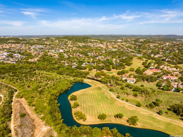 5 Hendon Ln, San Antonio, TX 78257