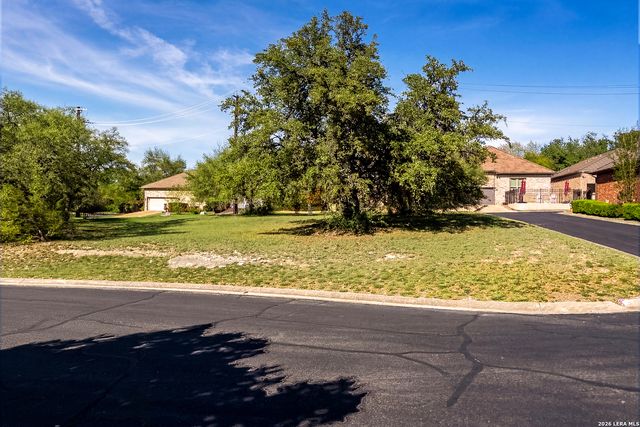 5 Hendon Ln, San Antonio, TX 78257