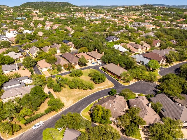 5 Hendon Ln, San Antonio, TX 78257