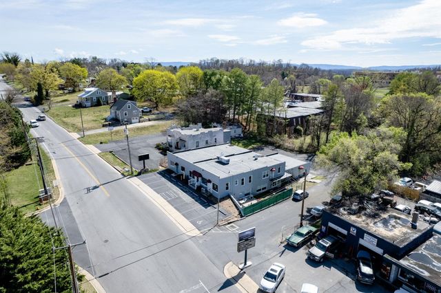 2501 N AUGUSTA ST, Staunton, VA 24401