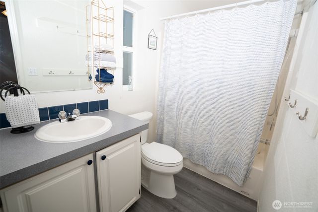 71 & 72 N Beaver Place N, Hoodsport, WA 98548