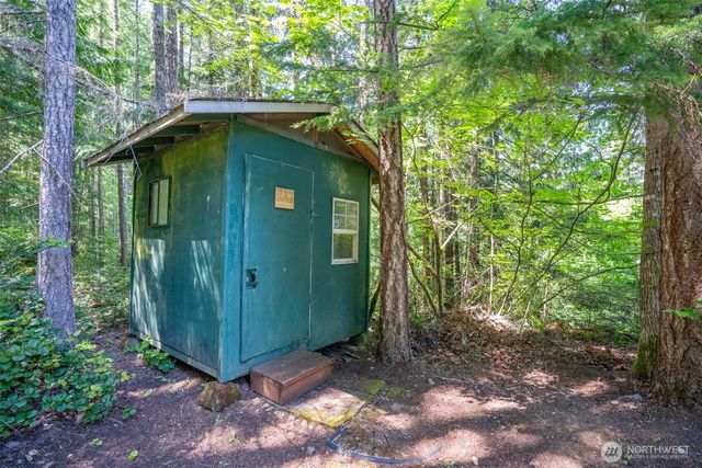 71 & 72 N Beaver Place N, Hoodsport, WA 98548