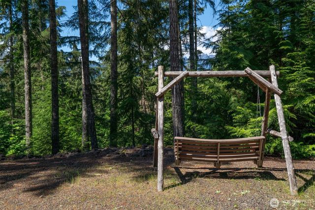 71 & 72 N Beaver Place N, Hoodsport, WA 98548