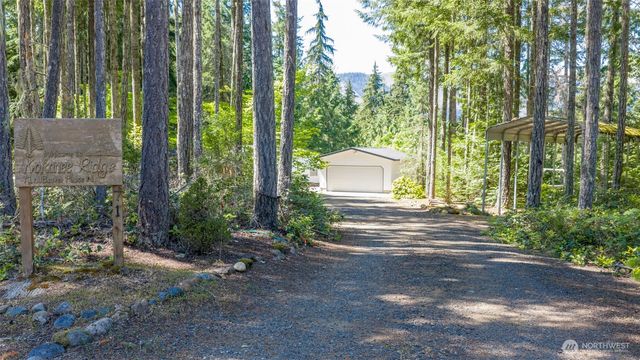 71 & 72 N Beaver Place N, Hoodsport, WA 98548