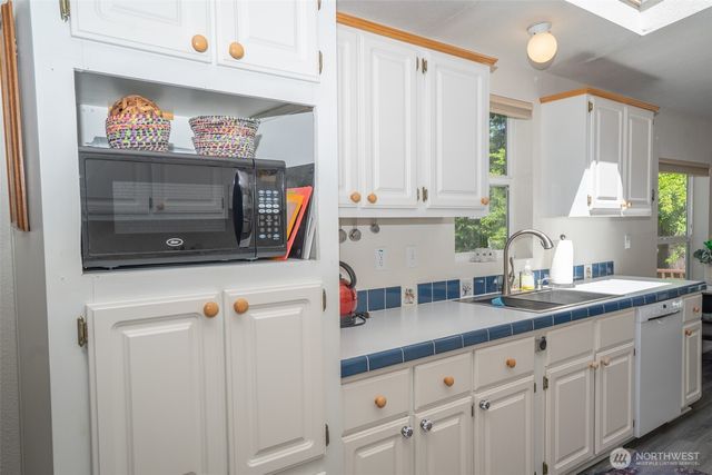 71 & 72 N Beaver Place N, Hoodsport, WA 98548
