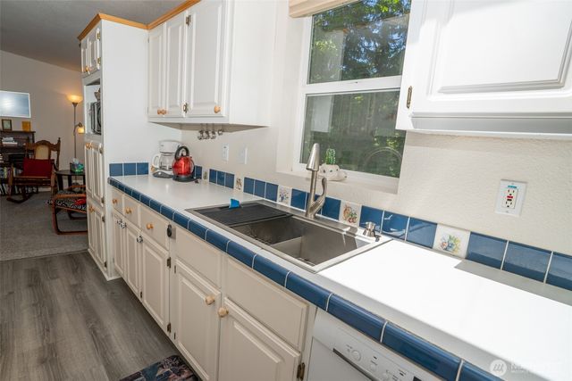 71 & 72 N Beaver Place N, Hoodsport, WA 98548