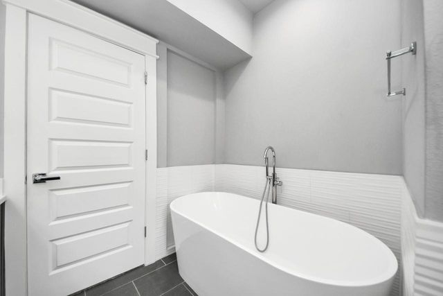 425 Gregg Street, Houston, TX 77020