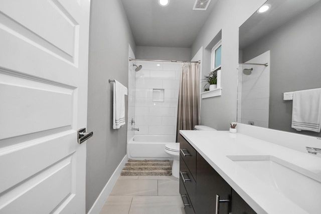425 Gregg Street, Houston, TX 77020