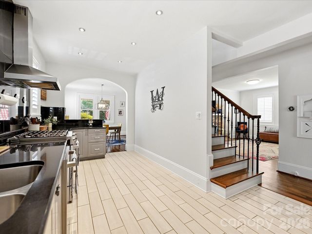 1822 Lombardy Circle, Charlotte, NC 28203