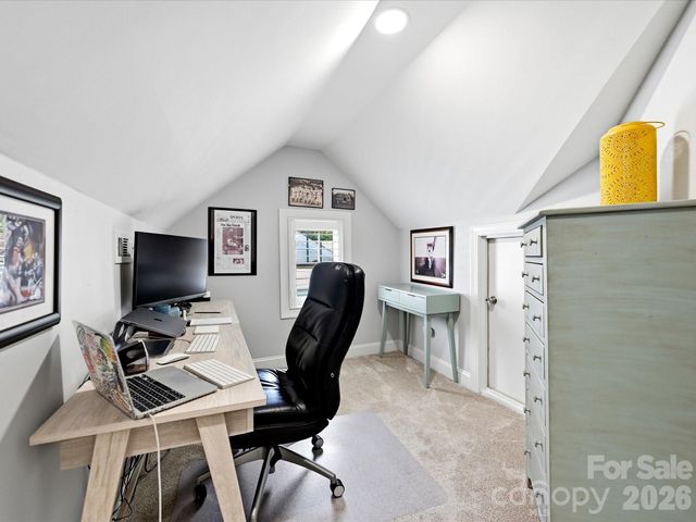 1822 Lombardy Circle, Charlotte, NC 28203