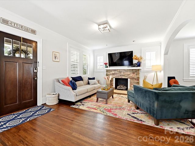 1822 Lombardy Circle, Charlotte, NC 28203