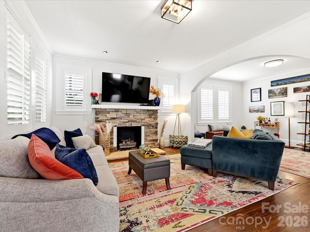 1822 Lombardy Circle, Charlotte, NC 28203