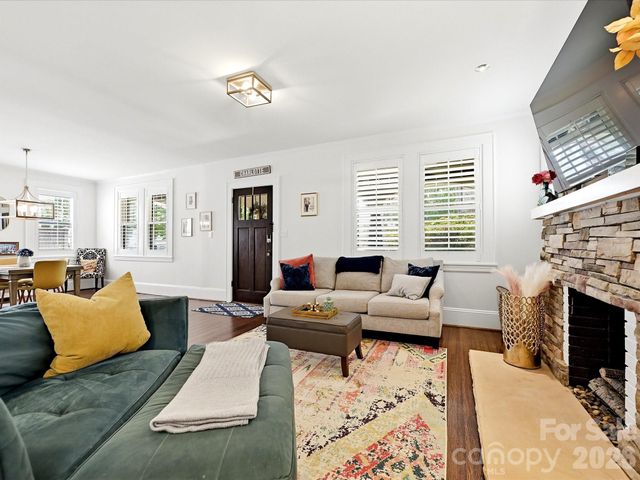 1822 Lombardy Circle, Charlotte, NC 28203